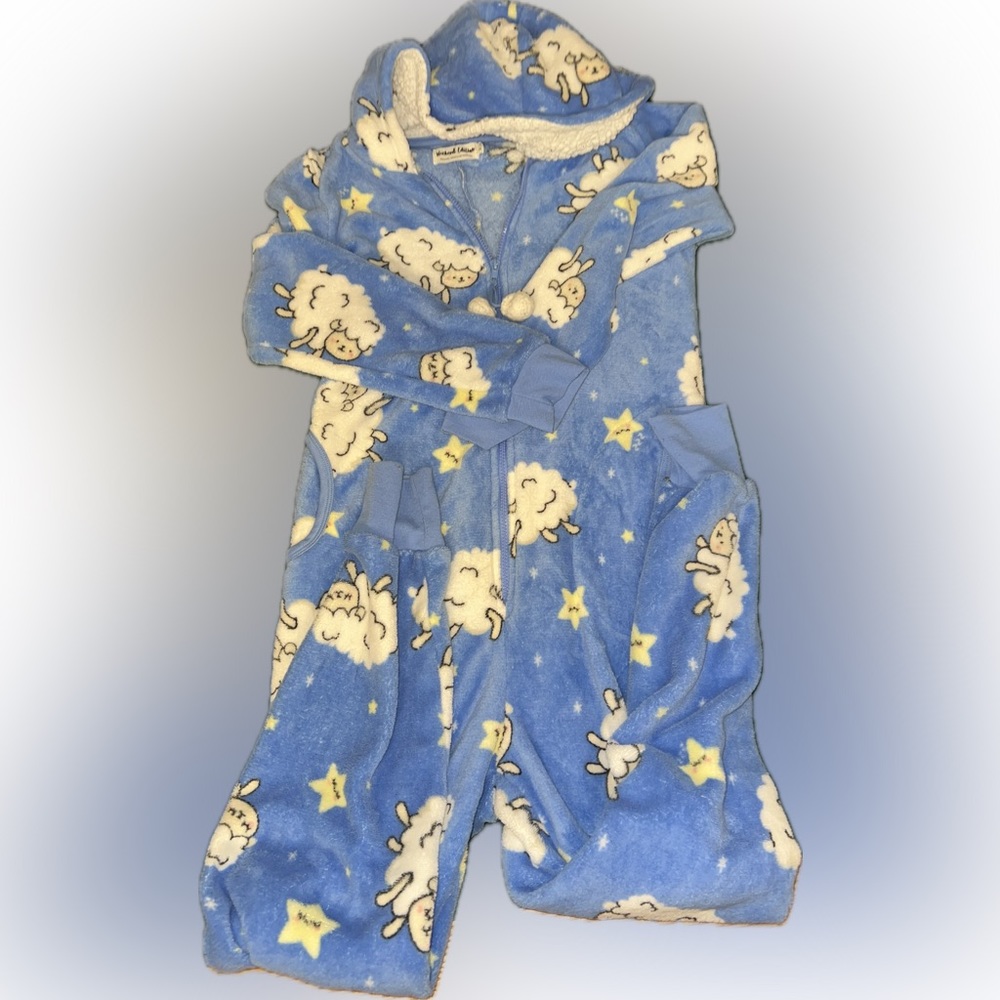 Size: M
Colour: Blue
Brand: Urban Planet / Weekend Edition